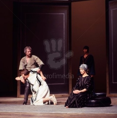 alanrickmanantonycleopatraonstage006.jpg