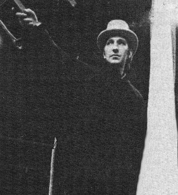 alanrickmancaptainswingonstage006.jpg