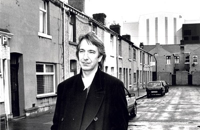 alanrickman1992photoshootandrewstenning010.jpg