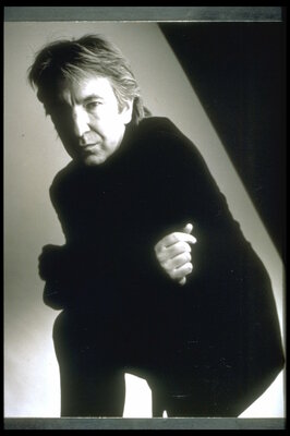 alanrickman1995photoshootjameshunkin010.jpg