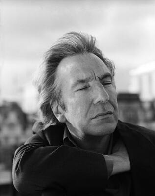 alanrickman1997photoshootdavidharrison025.jpg