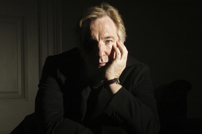 alanrickman2004photoshootcambridgejones007.jpg
