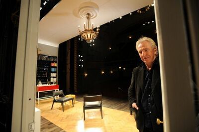 alanrickman2011photoshootgoldentheater011.jpg