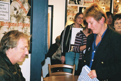 alanrickman2006autographsigning005.jpg