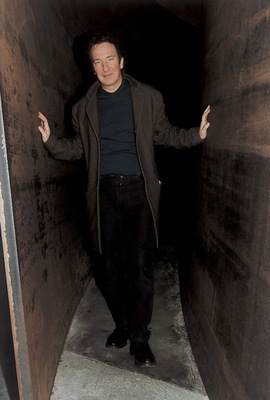 alanrickman1998guggenheimmuseumbilbao001.jpg