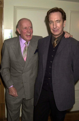 alanrickman2001standardtheatreawards001.jpg