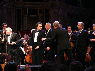 alanrickman2007musicfromthemovies035.jpg