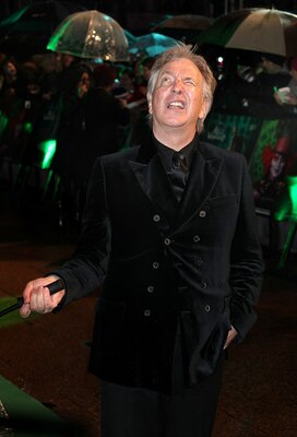 alanrickmanalicewonderlandpremierelondres047.jpg