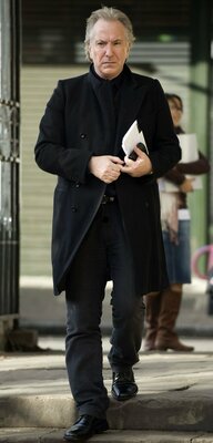 alanrickman2009johnmortimer005.jpg